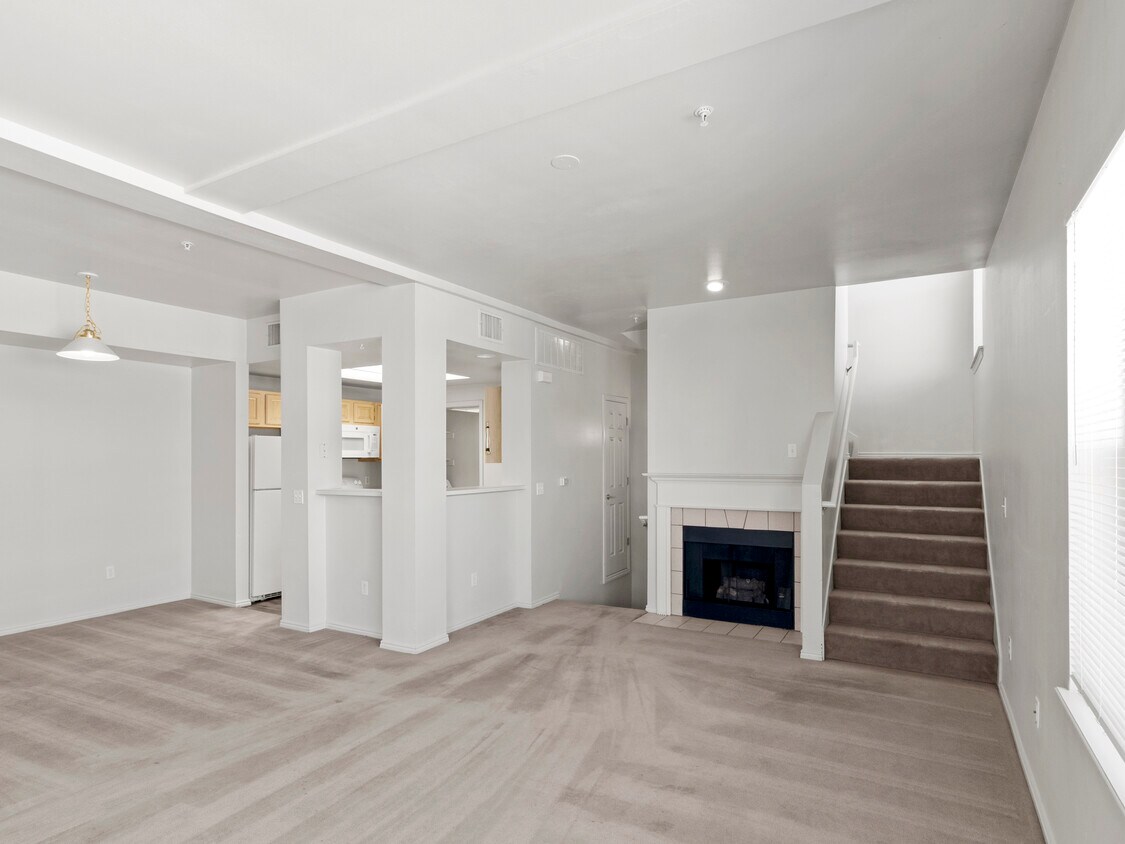 Foto principal - 900 Bitner Rd