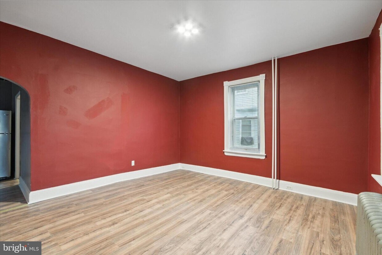 Primary Photo - 307 Lincoln Ave