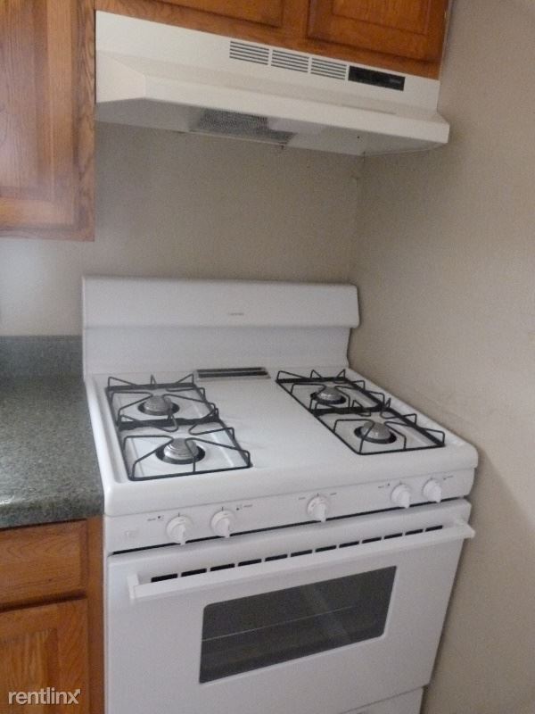 Foto del edificio - 2 br, 1 bath Apartment - 1009 W Corbin St