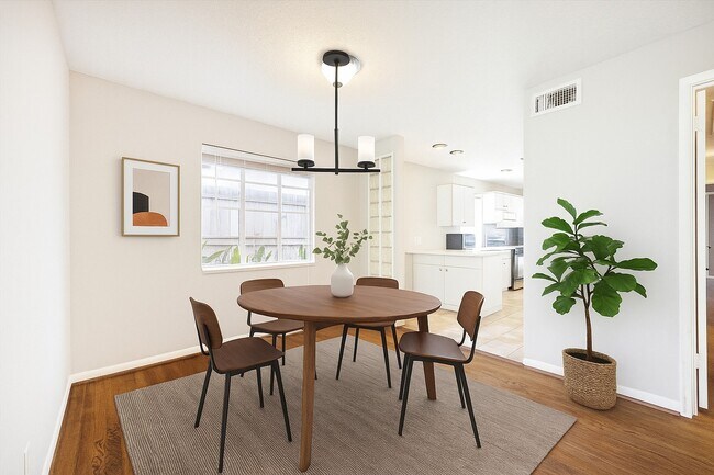 Foto del edificio - 2712 W Holcombe Blvd