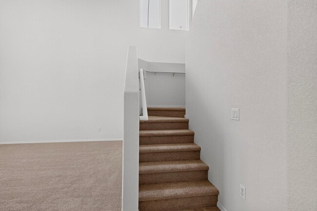 Building Photo - 6512 Los Pueblos Pl NW