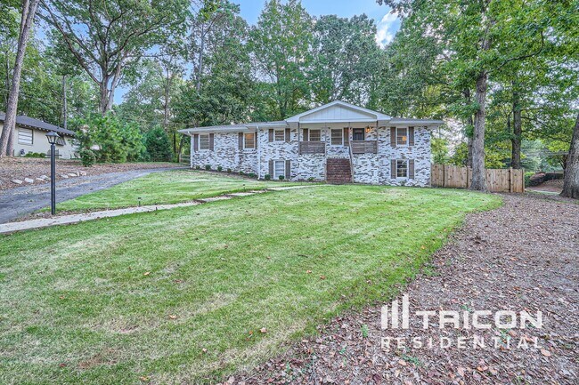 Foto del edificio - 3581 S Sherwood Rd SE