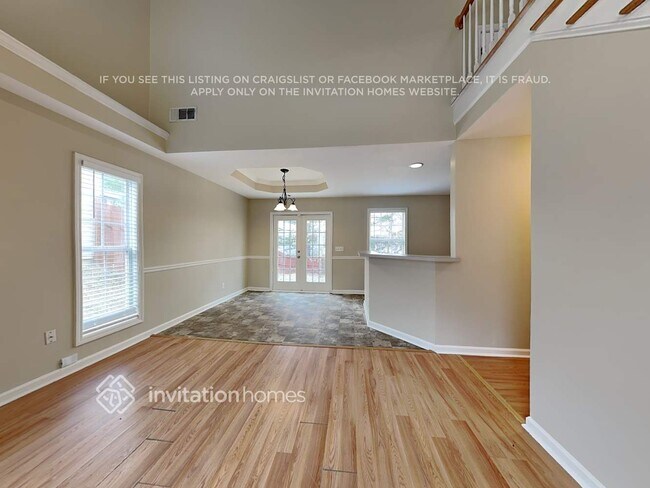 Foto del edificio - 325 Providence Rd