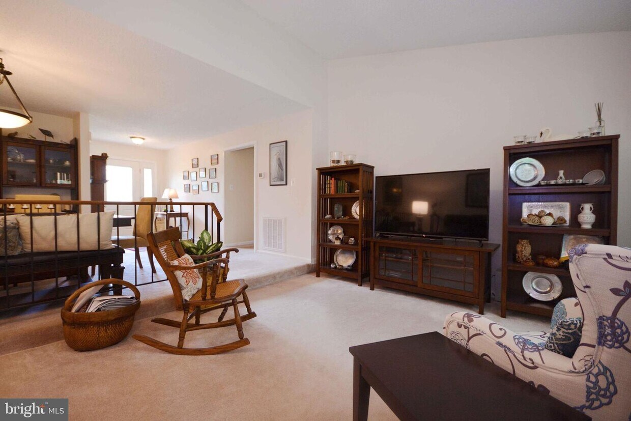 1000 Mastline Dr, Annapolis, MD 21401 House for Rent in Annapolis, MD