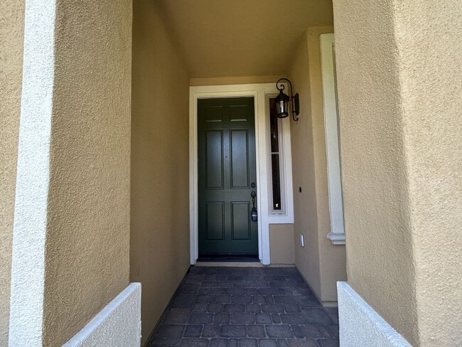 Photo - 133 CHANTILLY IRVINE 92620  (3 BED / 3 BATH) Apartment