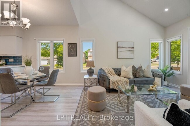 Building Photo - 795 Laurelwood Dr