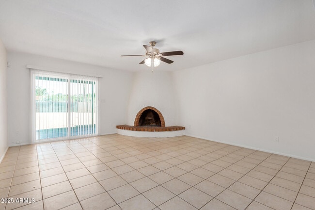 Foto del edificio - 13039 N 70th St
