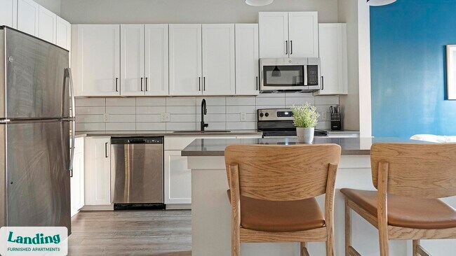 Foto del edificio - 1270 Hillcrest Dr