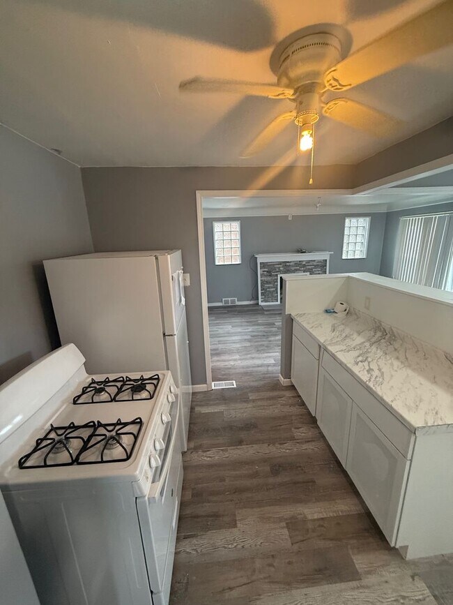 Foto del edificio - Charming 3 bedroom brick bungalow