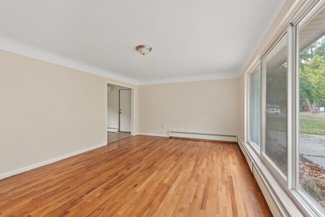 Building Photo - 46254 Custer Ave