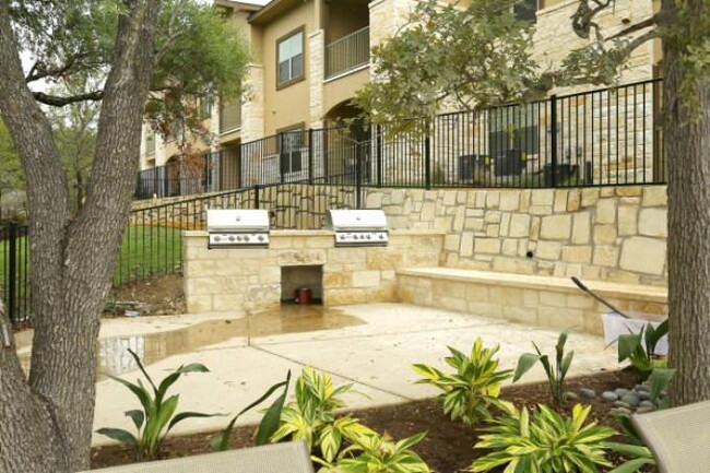 Foto del edificio - 3 bedroom in Austin TX 78737