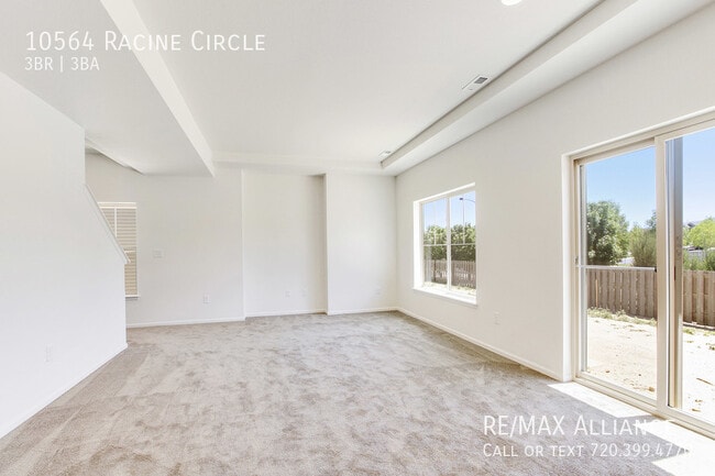 Foto del edificio - 10564 Racine Cir