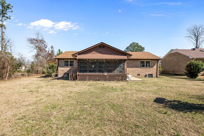 Building Photo - 6115 Gondolier Dr