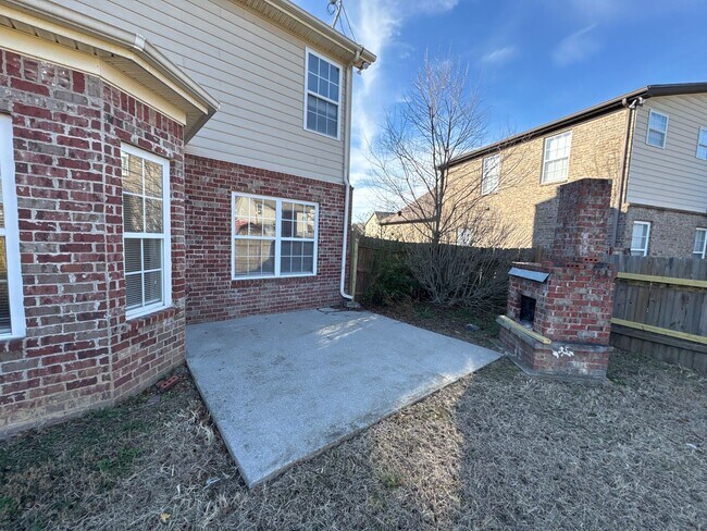 Foto del edificio - 4BR Home in Quiet Bordeaux Cul-de-Sac – Easy Access to Downtown