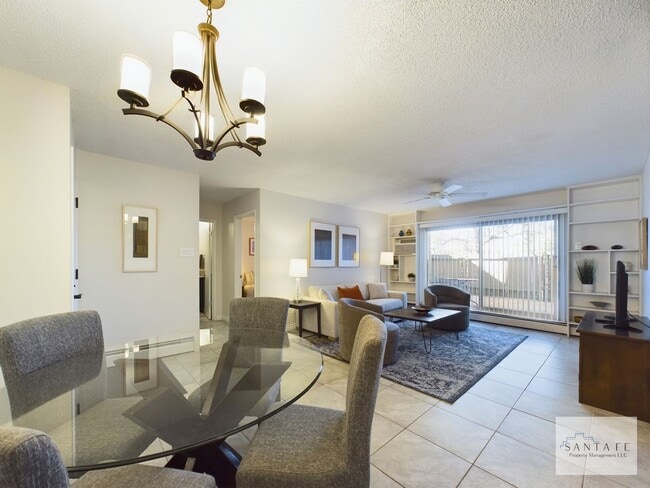 Foto del edificio - Gorgeous Ground Level Condo at Los Arroyos across from Hospital