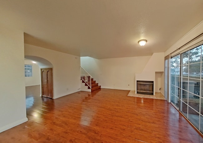 Building Photo - Rosemead