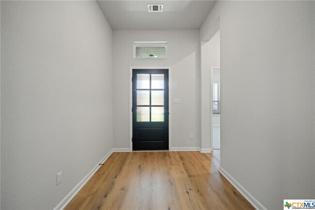 Building Photo - 167 Osceola Dr