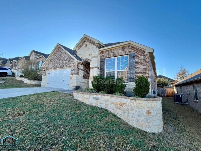 Building Photo - 12852 Laurel Brush