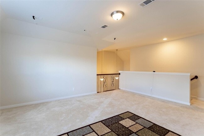 Building Photo - 517 Windward Dr