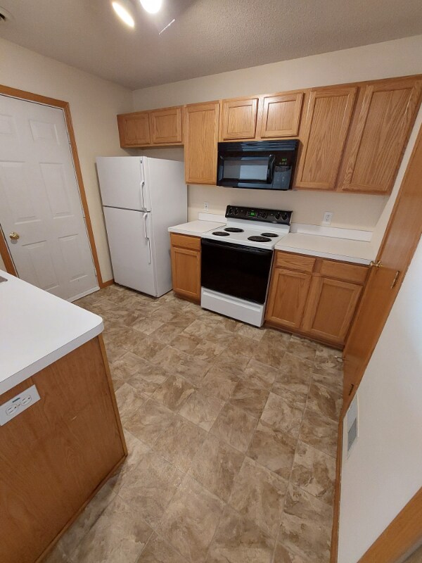 Foto del edificio - 370 Leeward Trail