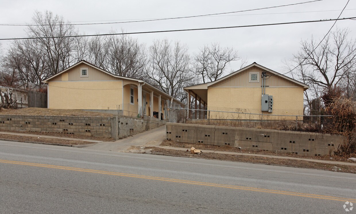 Building Photo - 4616 E 31st St