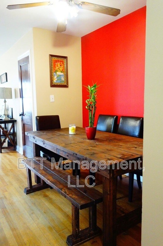 Foto del edificio - 8408 Greenwood Ave