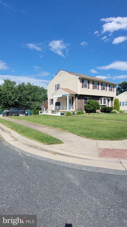 Foto del edificio - 4236 Slater Ave