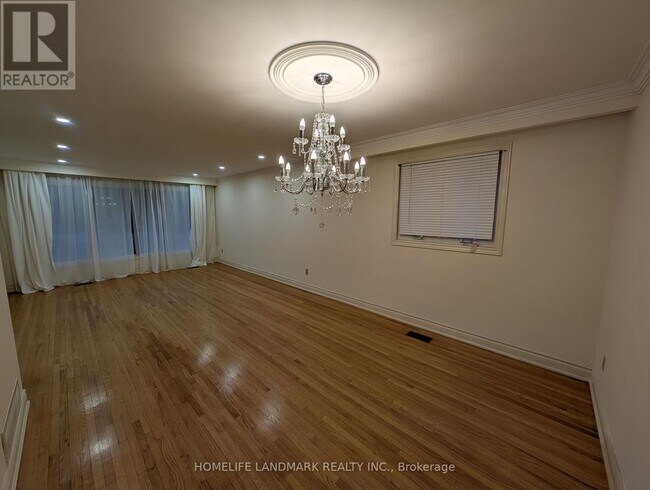 Building Photo - 56 Bickerton Crescent