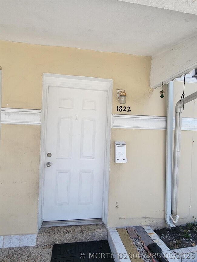 Foto del edificio - 1822 Johnson St