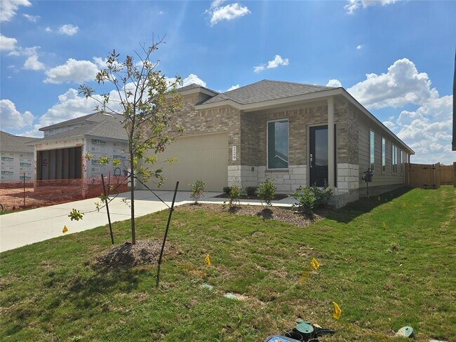 Building Photo - 229 Mets Wy