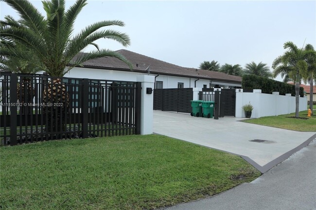 Building Photo - 13035 SW 210th Terrace