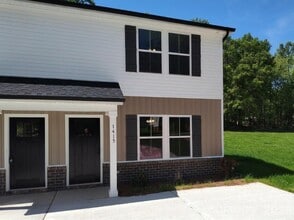 Building Photo - 1415 Arden Ave