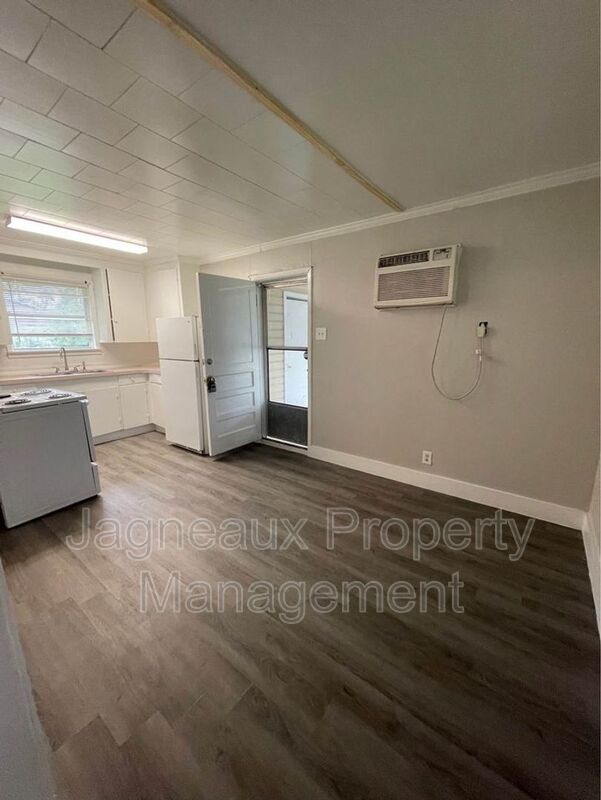 Foto del edificio - 1205 Sunset Dr