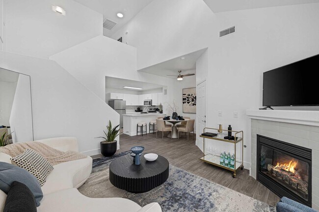 Building Photo - Resort at Coronado Ranch