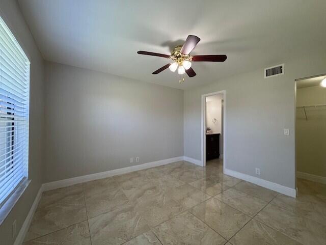 Building Photo - 21905 Lake Forest Cir