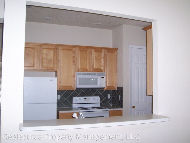 Building Photo - 1554 Fairview Cir
