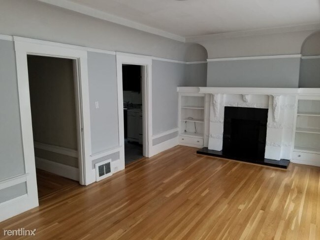 Building Photo - 2 br, 1 bath Apartment - 269 Chattanooga St