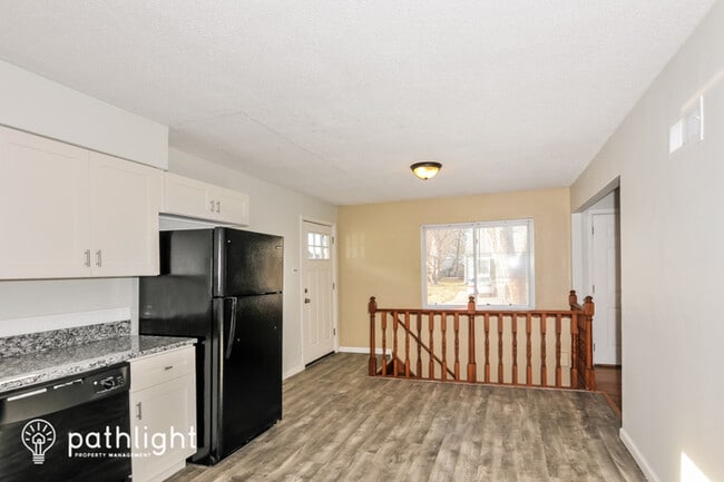 Building Photo - 640 Clover Lane, St. Louis, MO, 63126