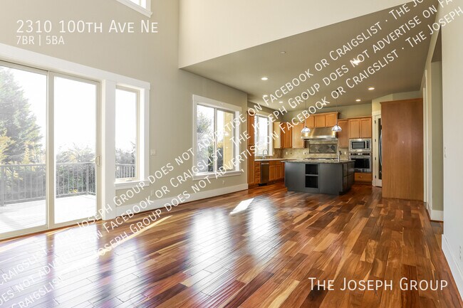 Foto del edificio - 2310 100th Ave NE