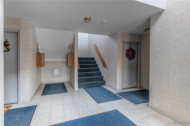 Foto del edificio - 1105 Youngs Rd