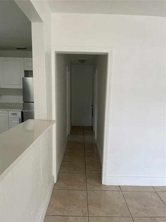 Building Photo - 2 bedroom in North Miami FL 33160