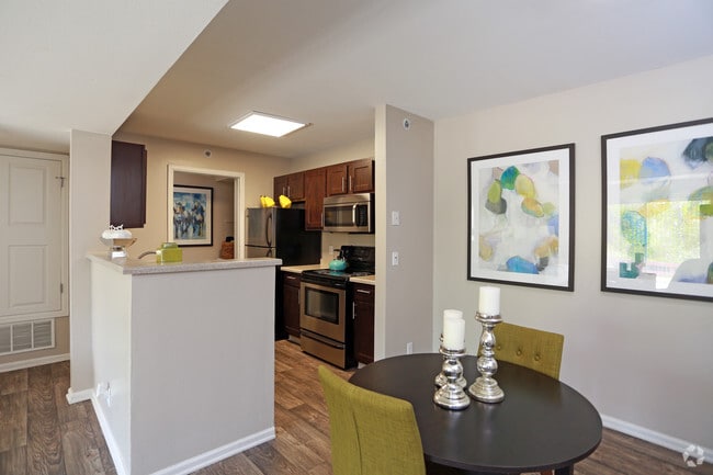2BR, 2BA - Summit - Copper Terrace