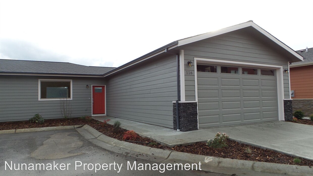 Primary Photo - 2 br, 2.5 bath House - 116 Ingram Place
