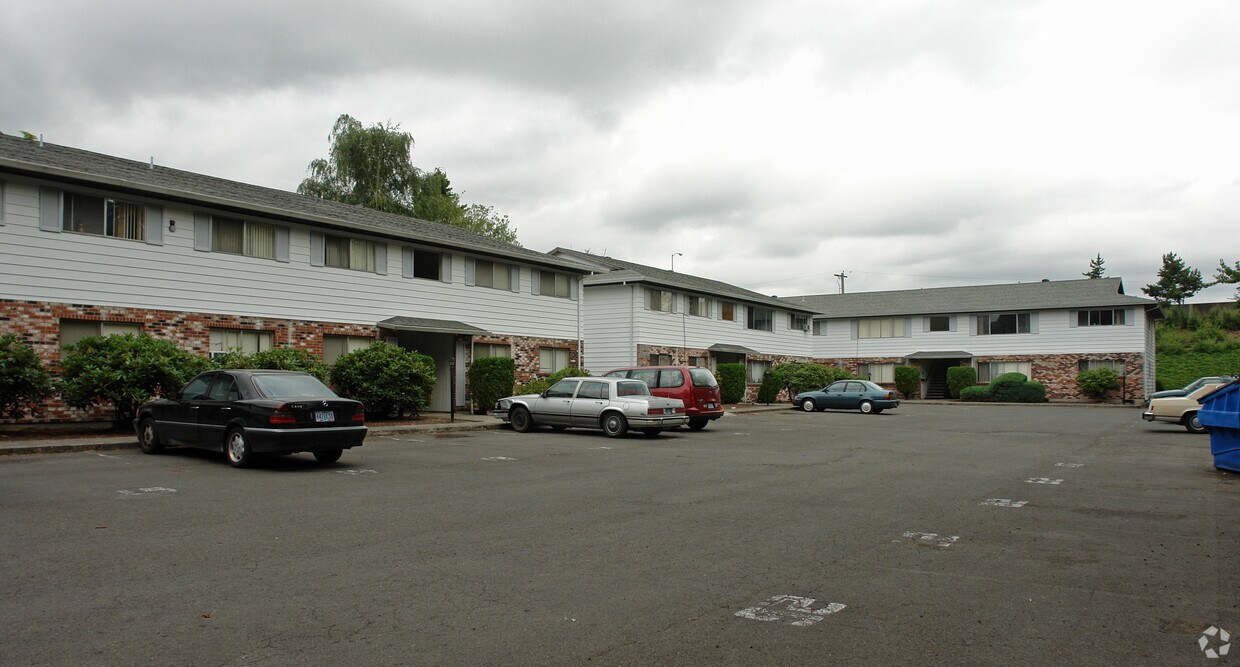 Primary Photo - Lu Don Apartments