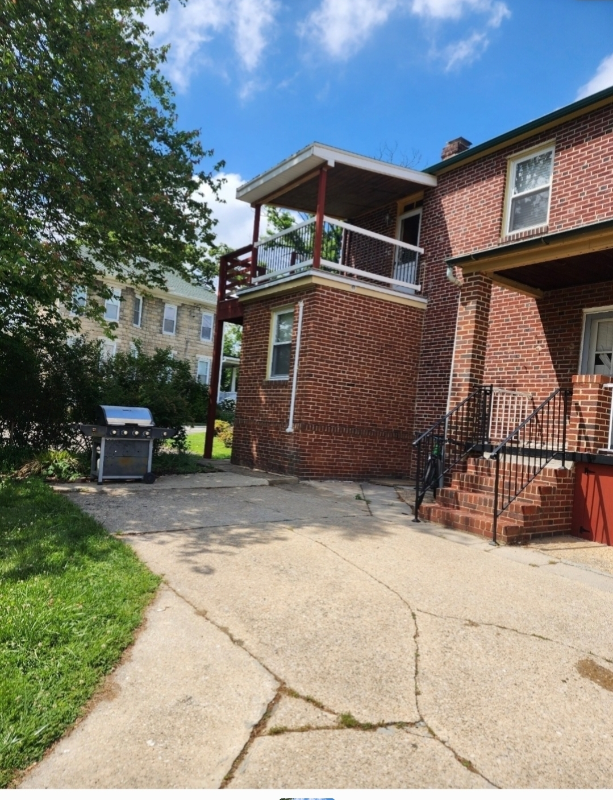 Building Photo - 1253 Circle Dr