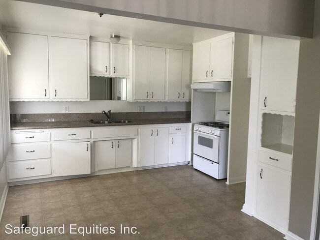 Foto del edificio - 8634 5th St