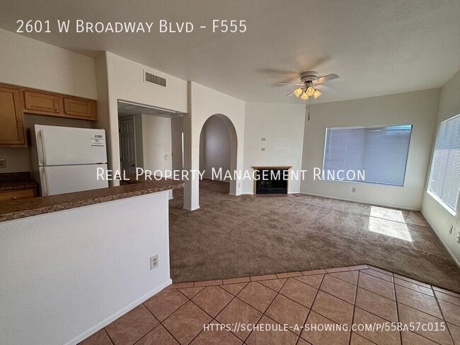 Building Photo - 2601 W Broadway Blvd
