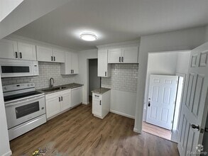 Building Photo - 28464 Barton St