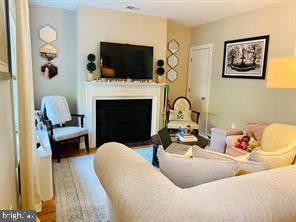 Foto del edificio - 1712 37th St NW