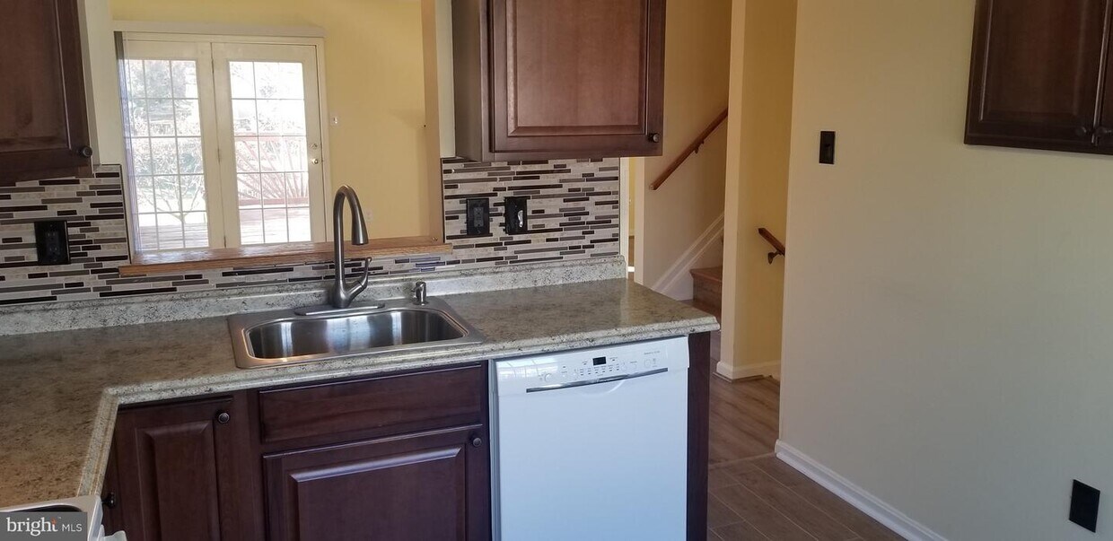 4111 Creswell Terrace, Hampstead, MD 21074 Townhome Rentals in